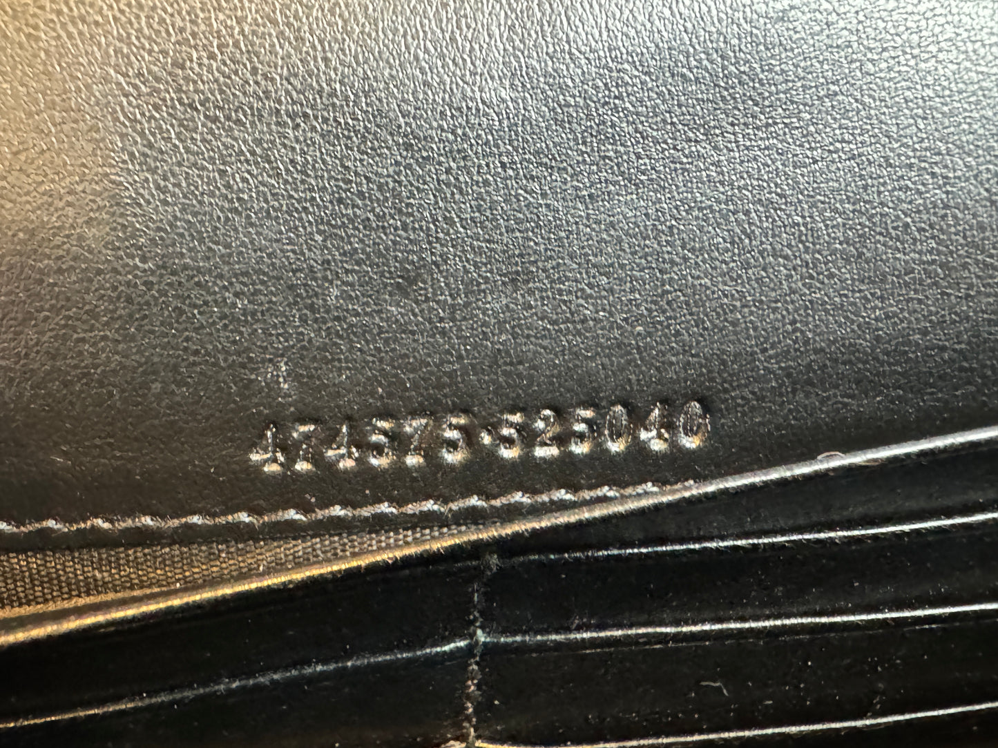 GUCCI Matelasse Marmont Wallet on Chain Black