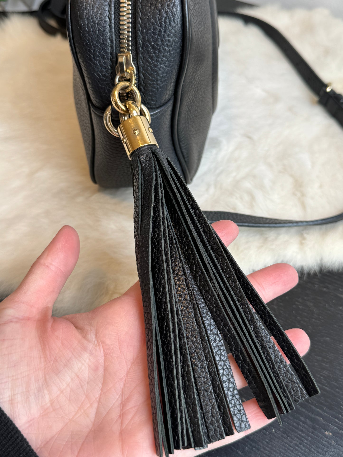 GUCCI Soho Disco Black Pebbled Camera Bag