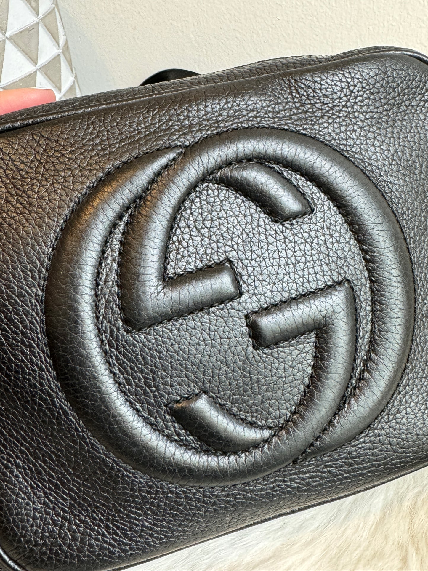GUCCI Soho Disco Black Pebbled Camera Bag