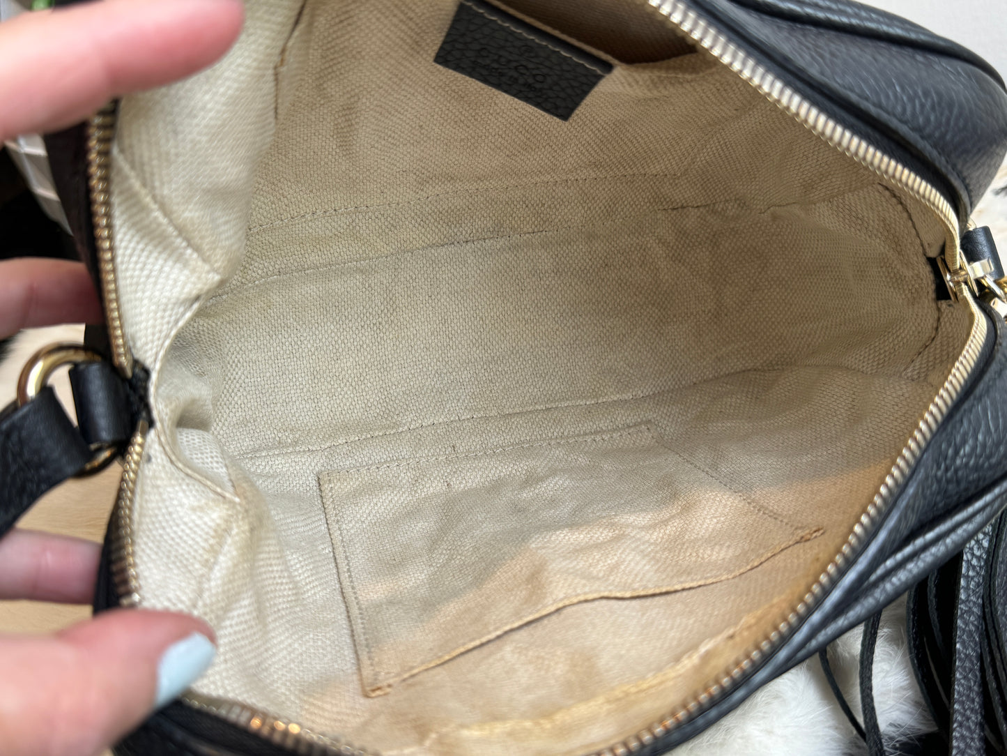 GUCCI Soho Disco Black Pebbled Camera Bag
