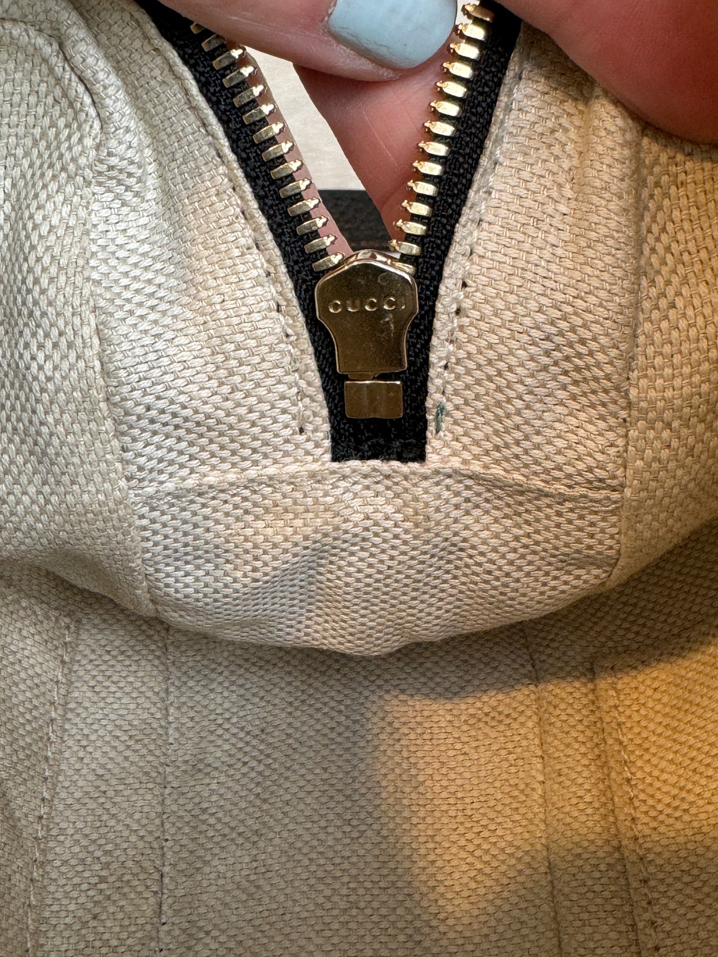 GUCCI Soho Disco Black Pebbled Camera Bag