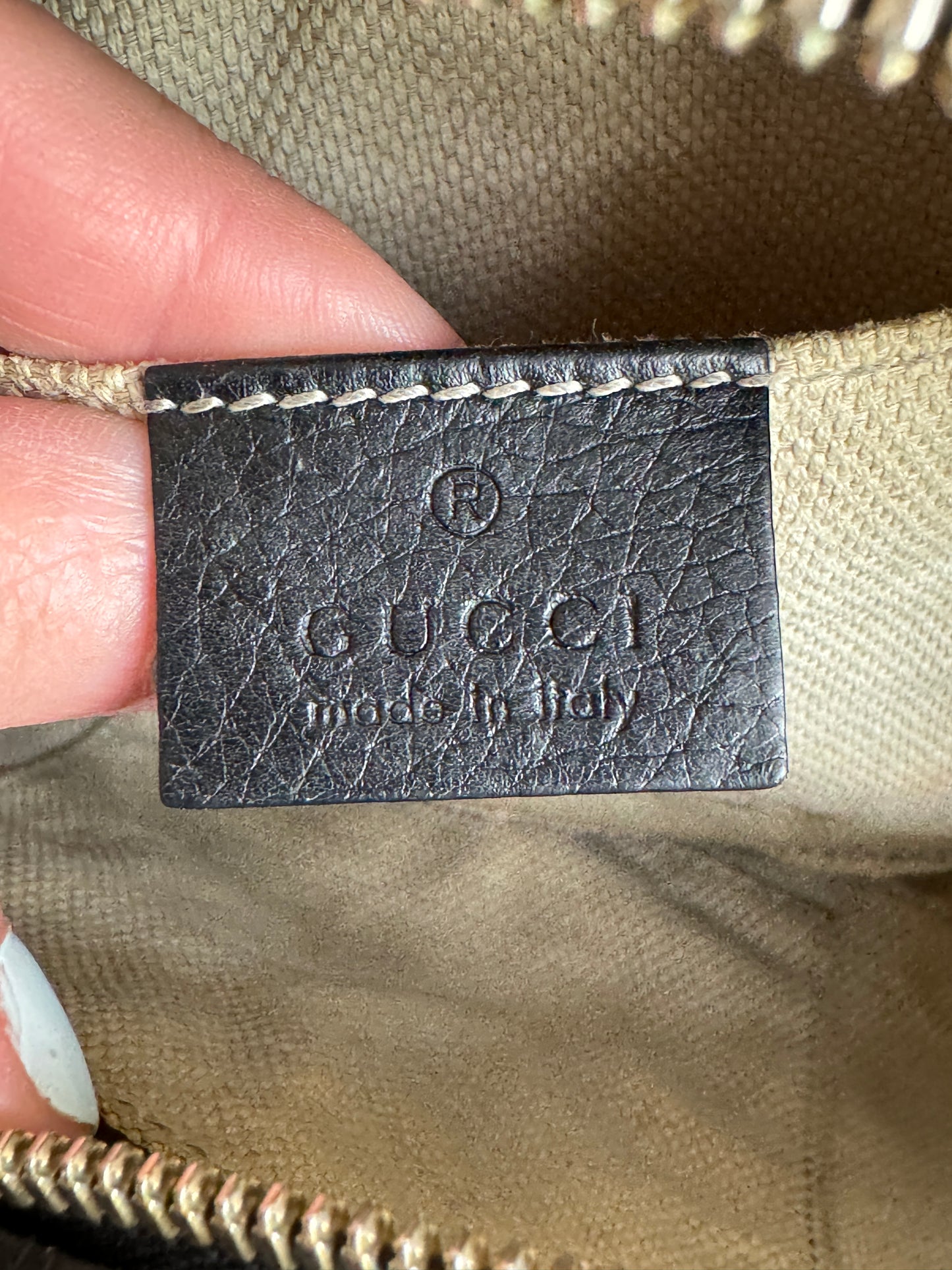 GUCCI Soho Disco Black Pebbled Camera Bag