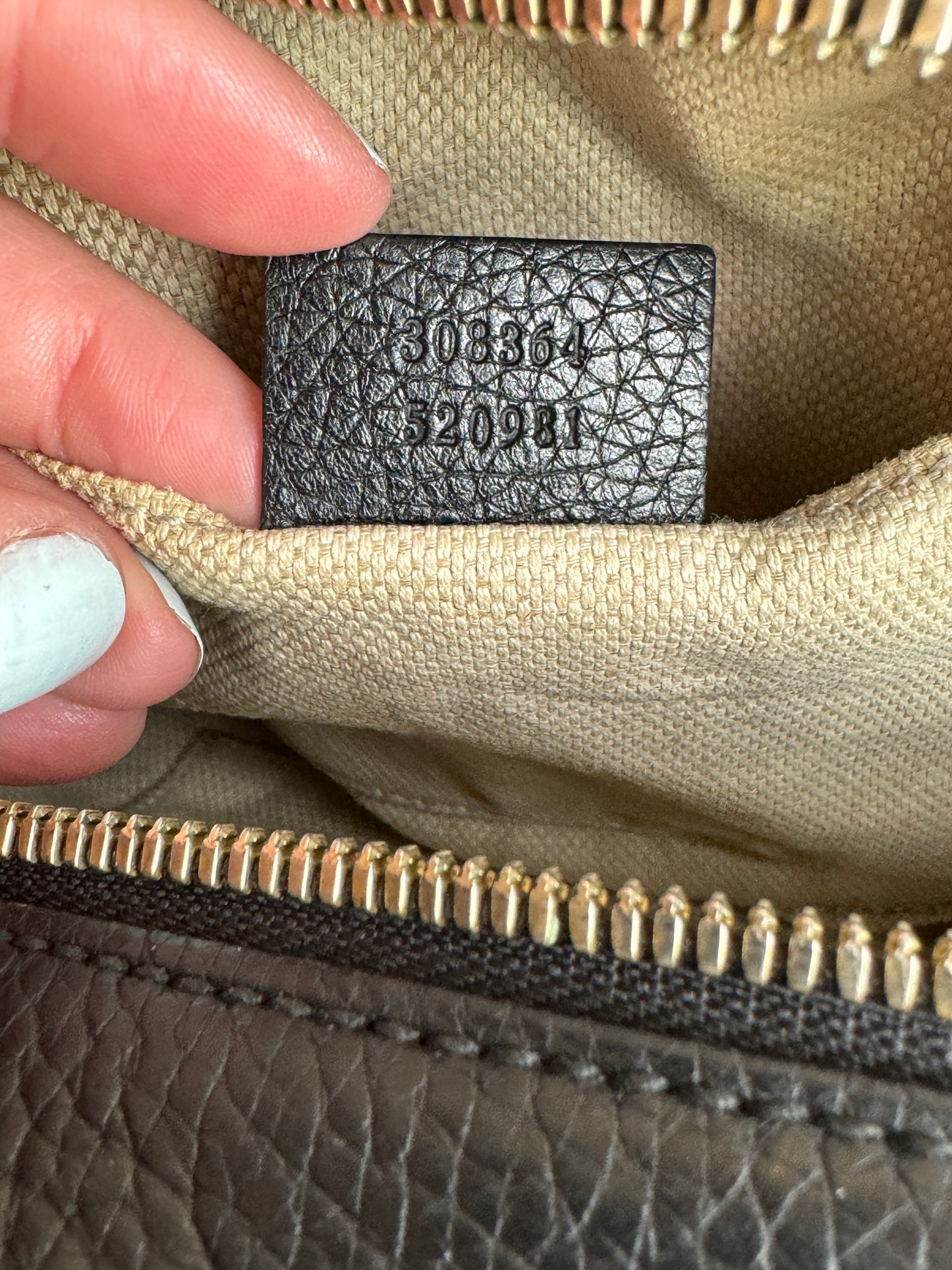 GUCCI Soho Disco Black Pebbled Camera Bag