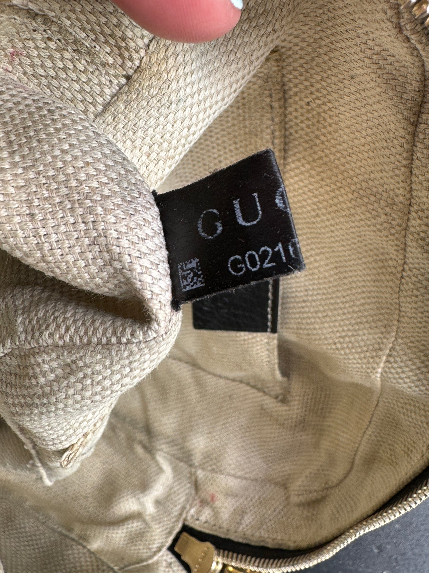 GUCCI Soho Disco Black Pebbled Camera Bag