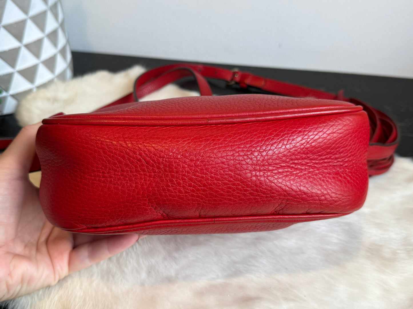 GUCCI Soho Disco Red Pebbled Camera Bag