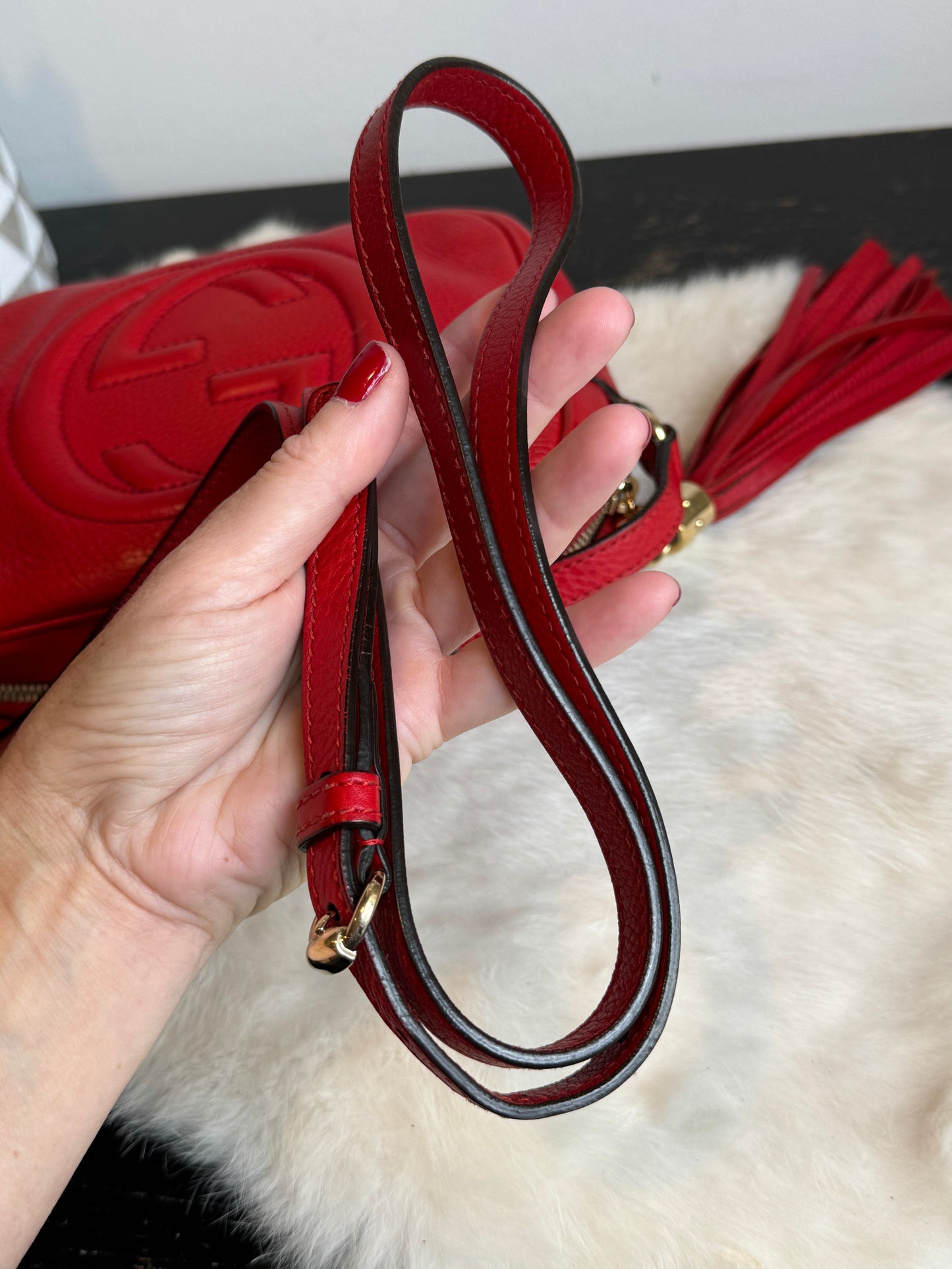 GUCCI Soho Disco Red Pebbled Camera Bag
