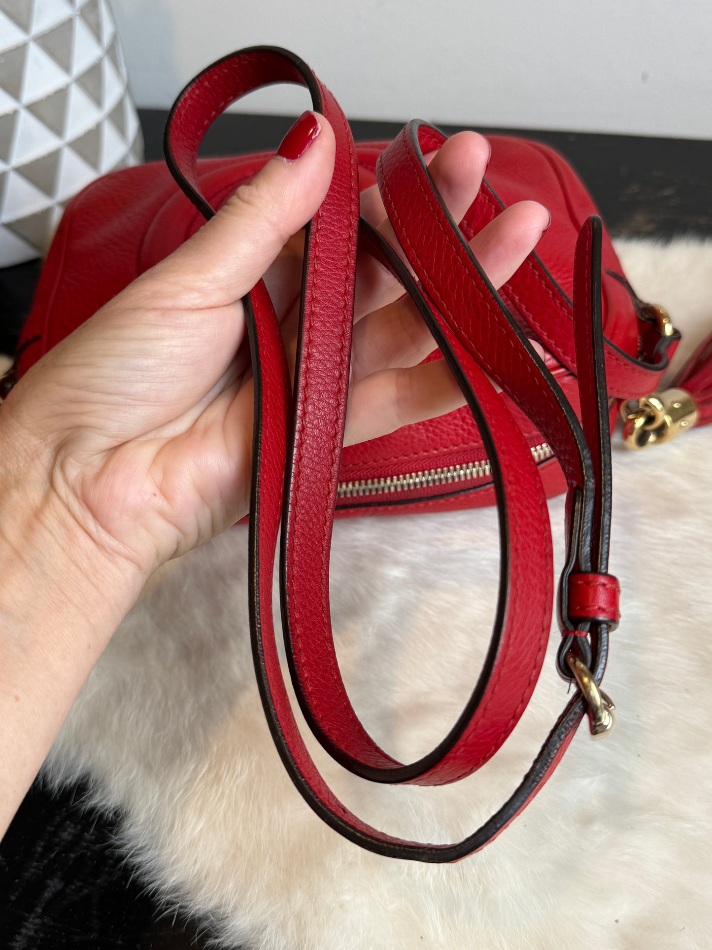 GUCCI Soho Disco Red Pebbled Camera Bag