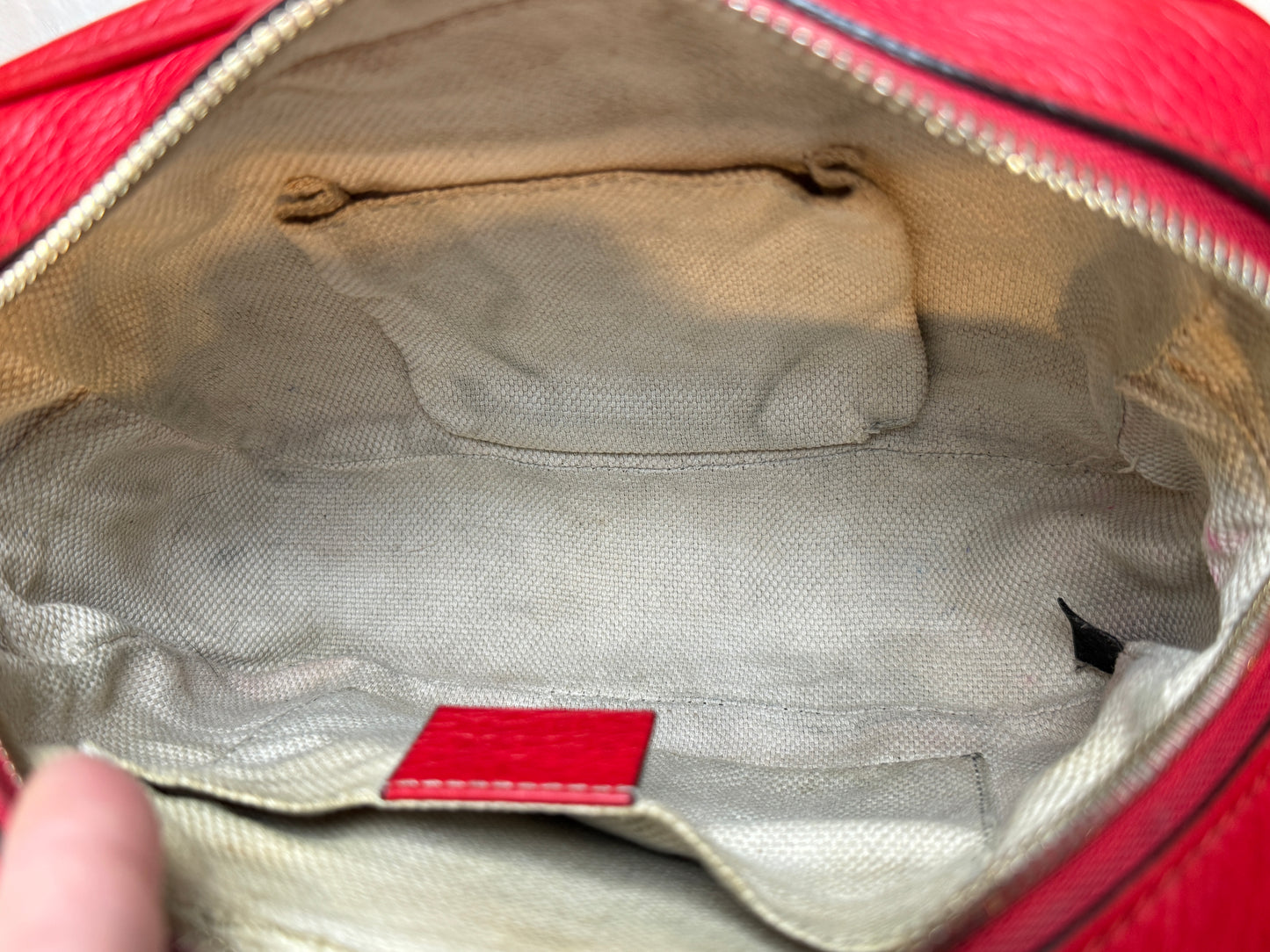 GUCCI Soho Disco Red Pebbled Camera Bag
