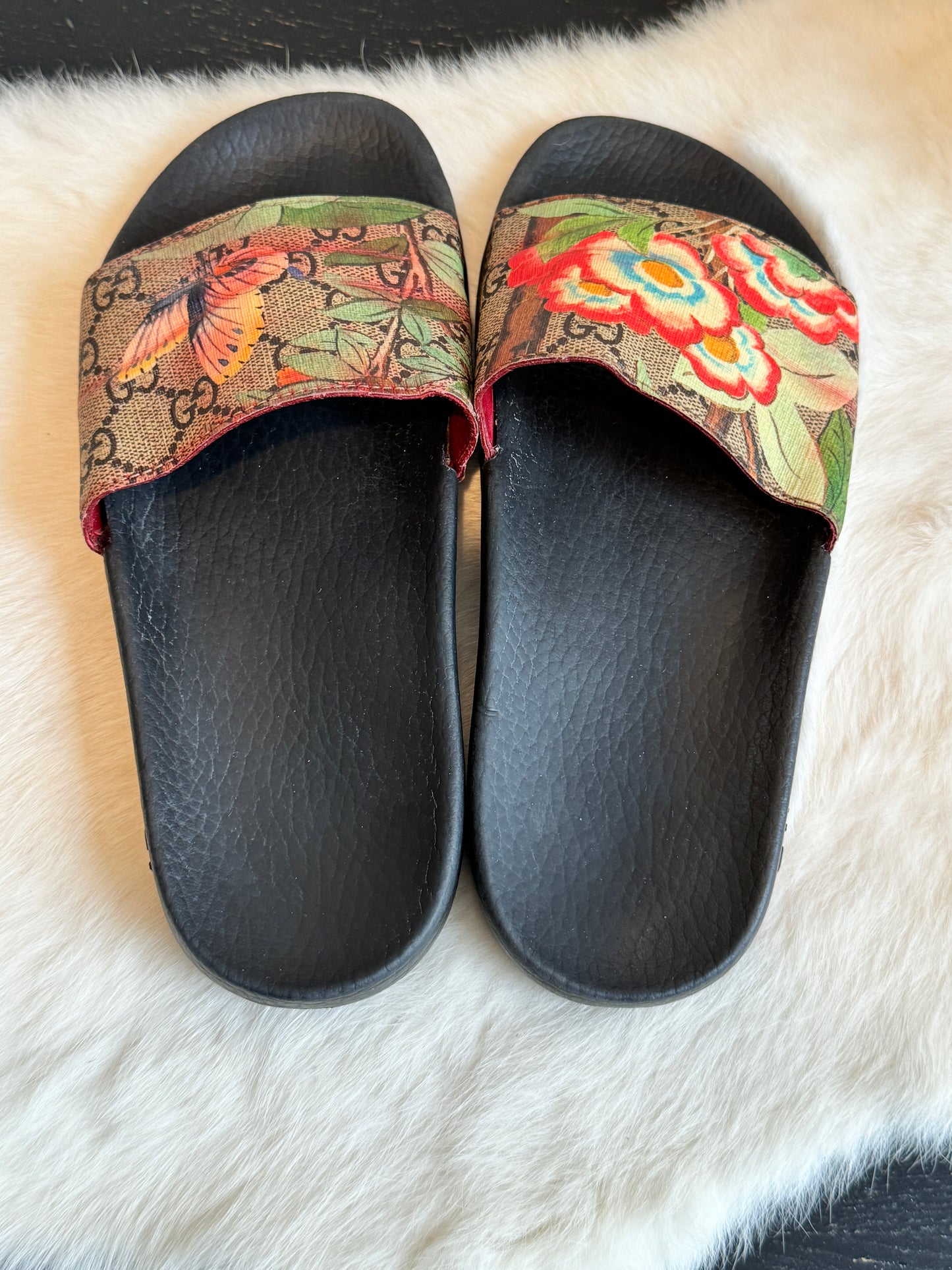 GUCCI Supreme Canvas Tian Womens Slides 37EU