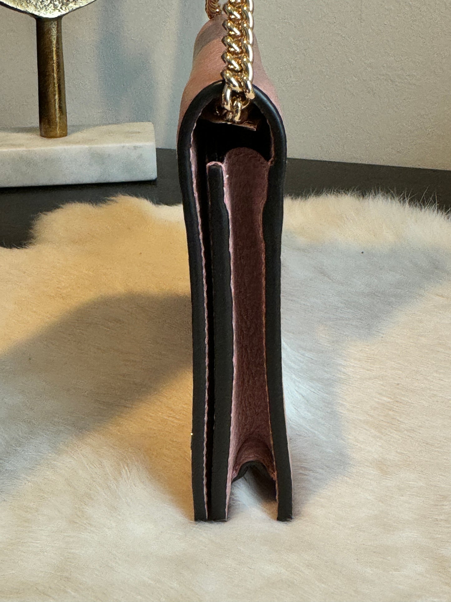 Gucci Chain Wallet Pebbled Leather Clutch Bag Pink