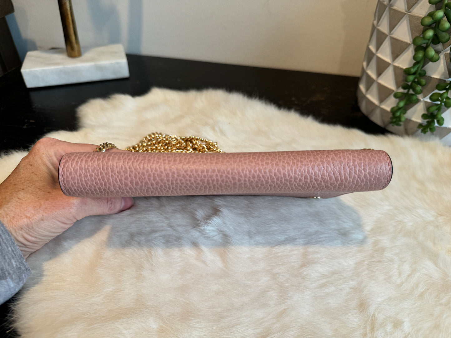 Gucci Chain Wallet Pebbled Leather Clutch Bag Pink