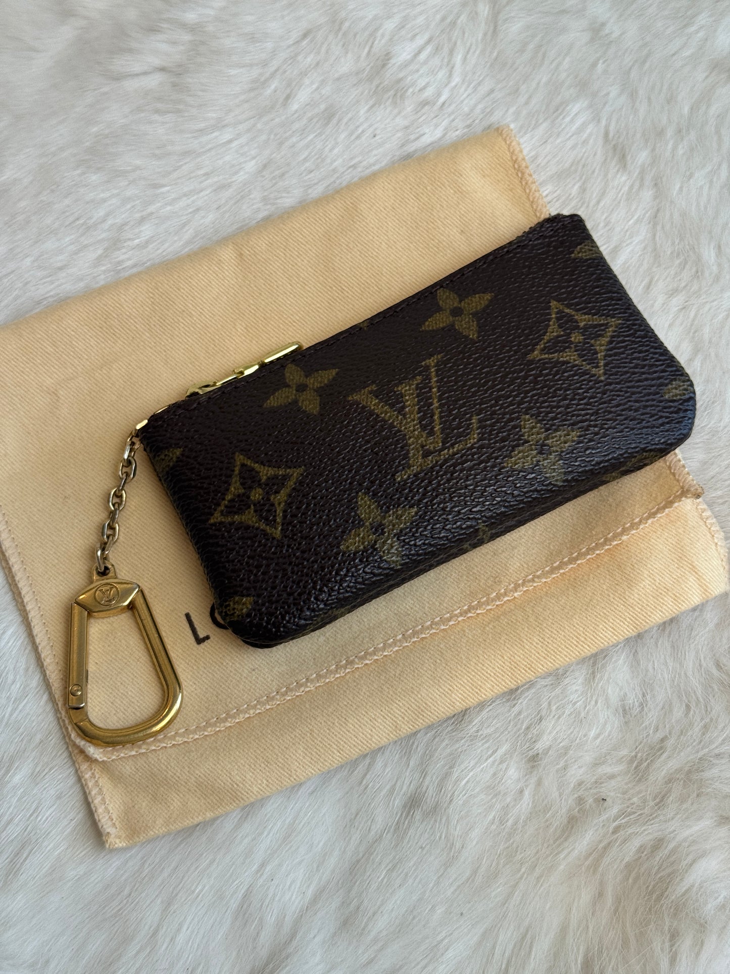 Louis Vuitton Monogram Pochette Key Cles Coin Purse