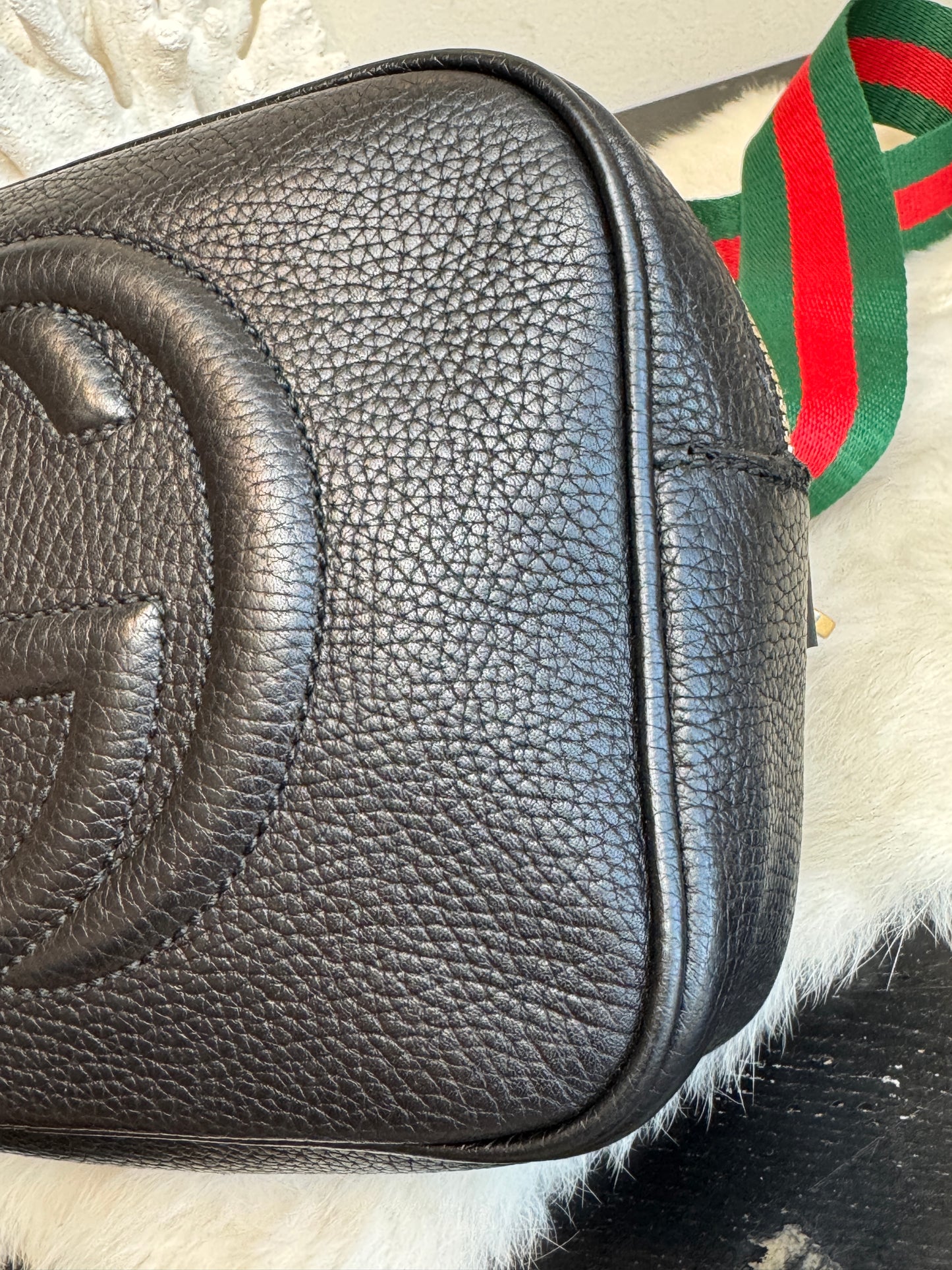 GUCCI Soho Disco Black Pebbled Camera Bum Bag
