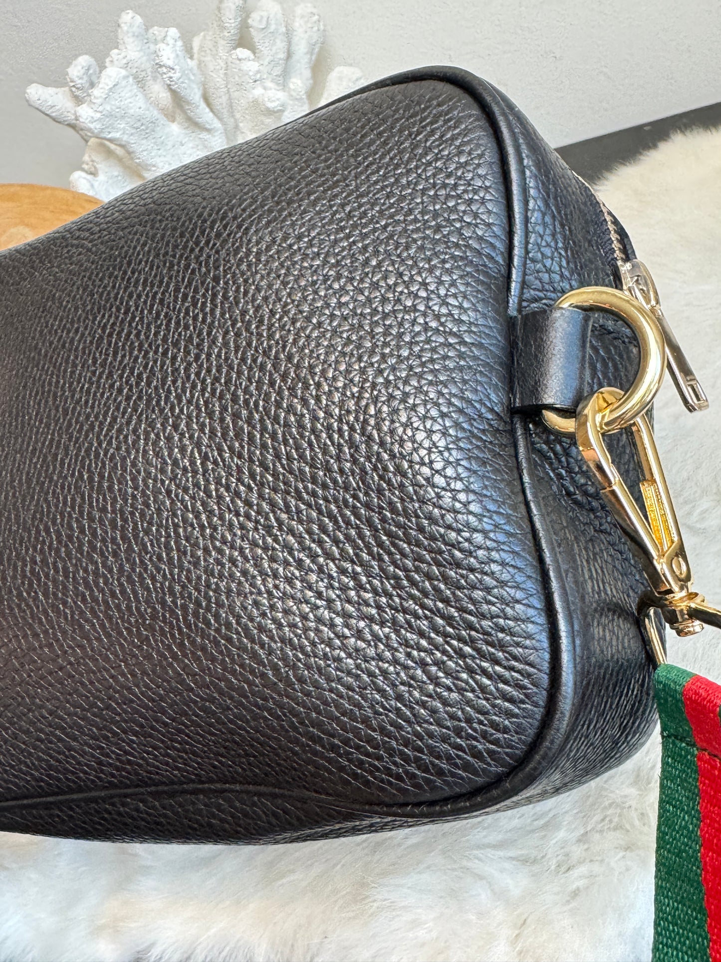GUCCI Soho Disco Black Pebbled Camera Bum Bag