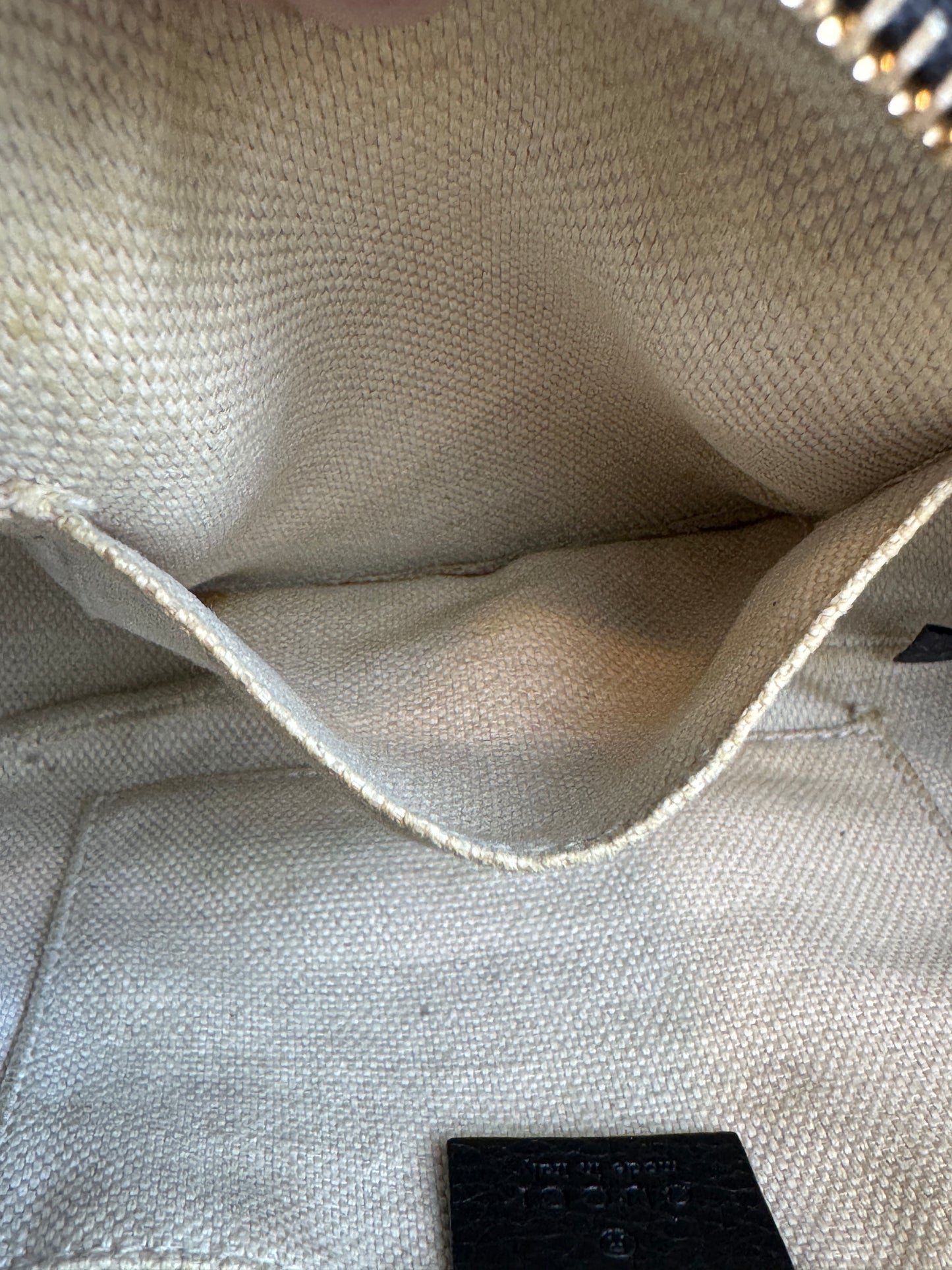 GUCCI Soho Disco Black Pebbled Camera Bum Bag