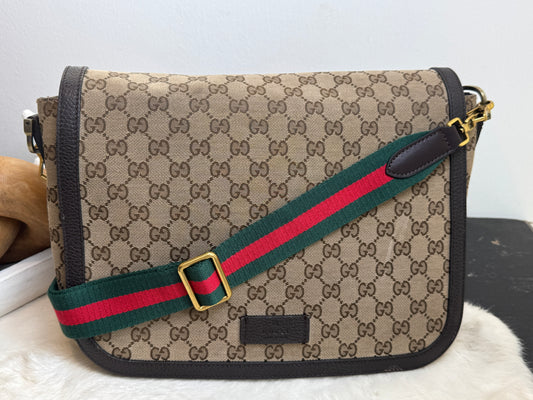 GUCCI Monogram Brown Canvas Large Messenger Bag