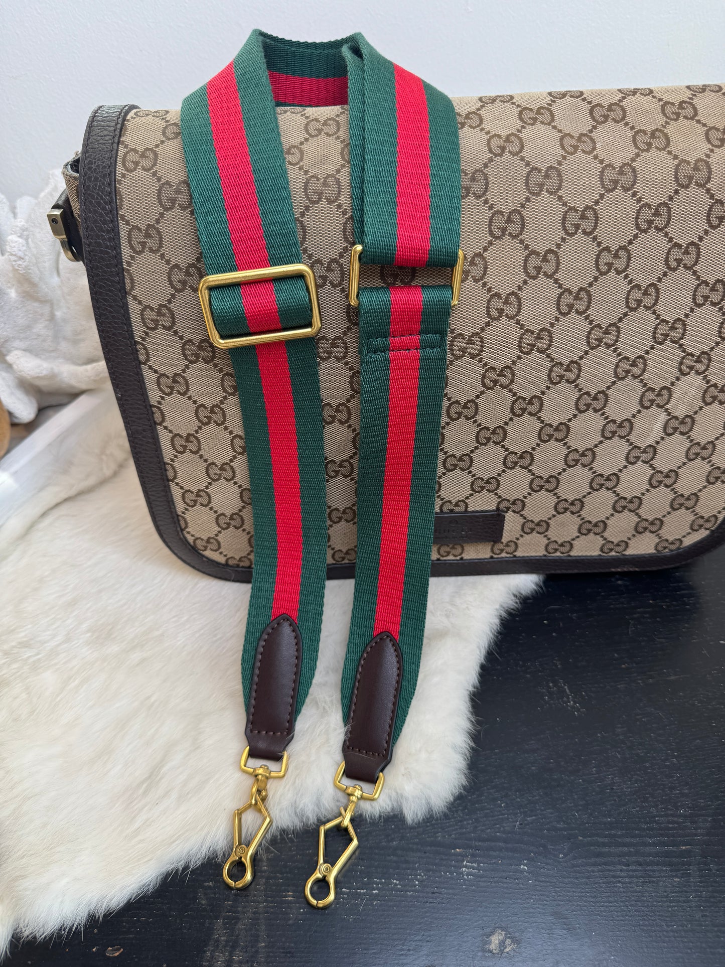 GUCCI Monogram Brown Canvas Large Messenger Bag