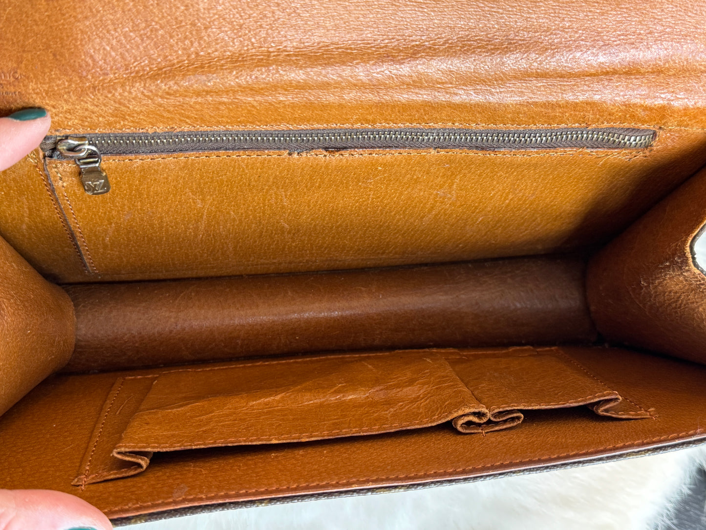 Louis Vuitton Monogram Dame Pochette GM