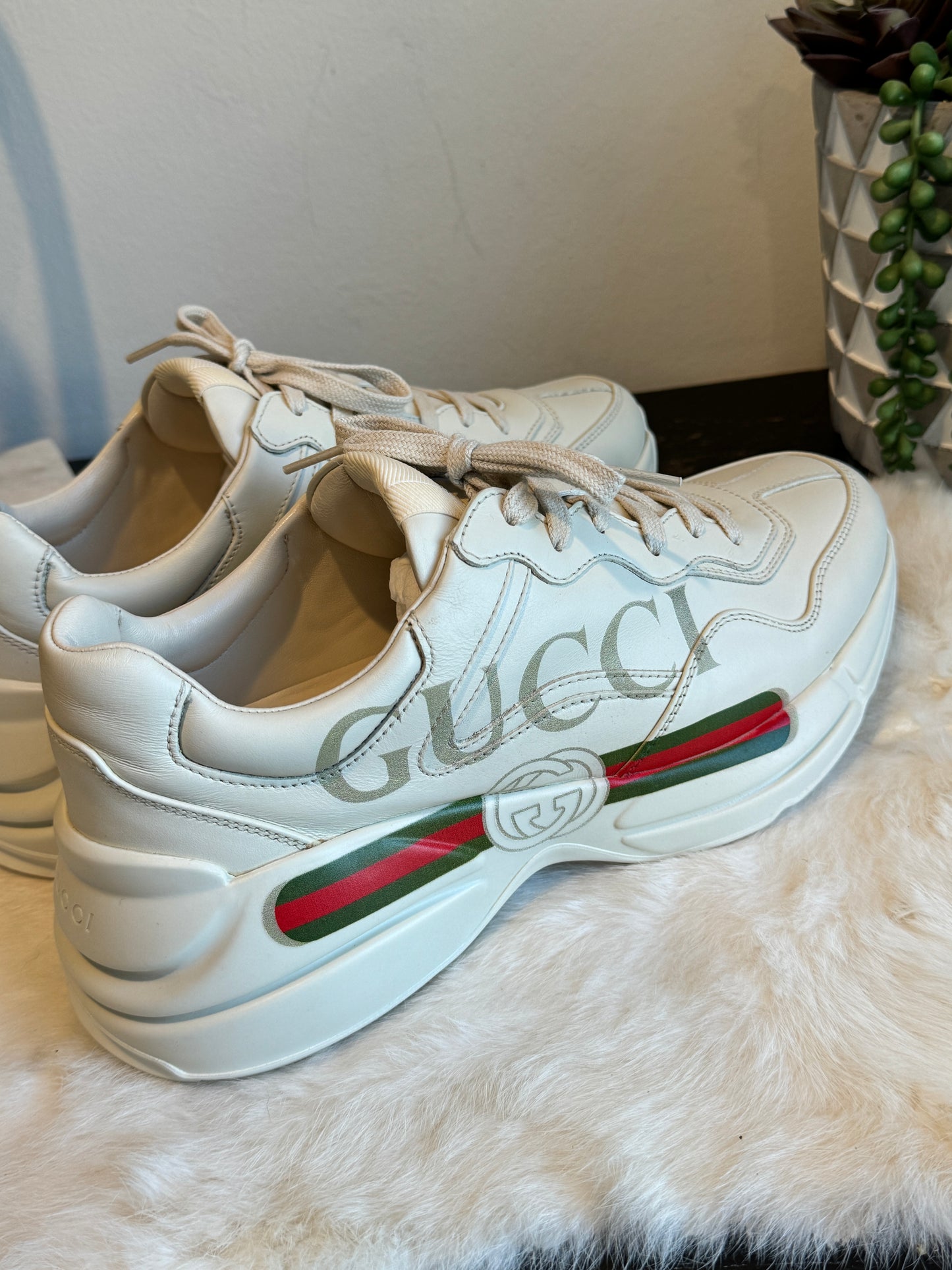 Gucci Rhyton Logo Ivory Sneakers 7EU (40EU)