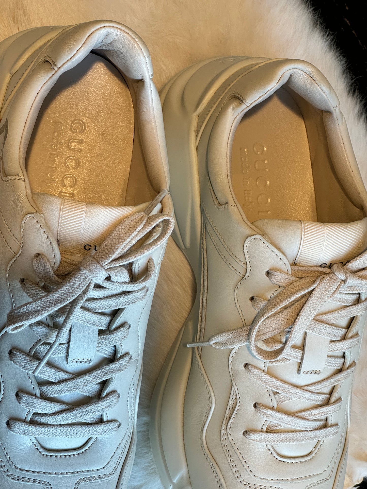 Gucci Rhyton Logo Ivory Sneakers 7EU (40EU)