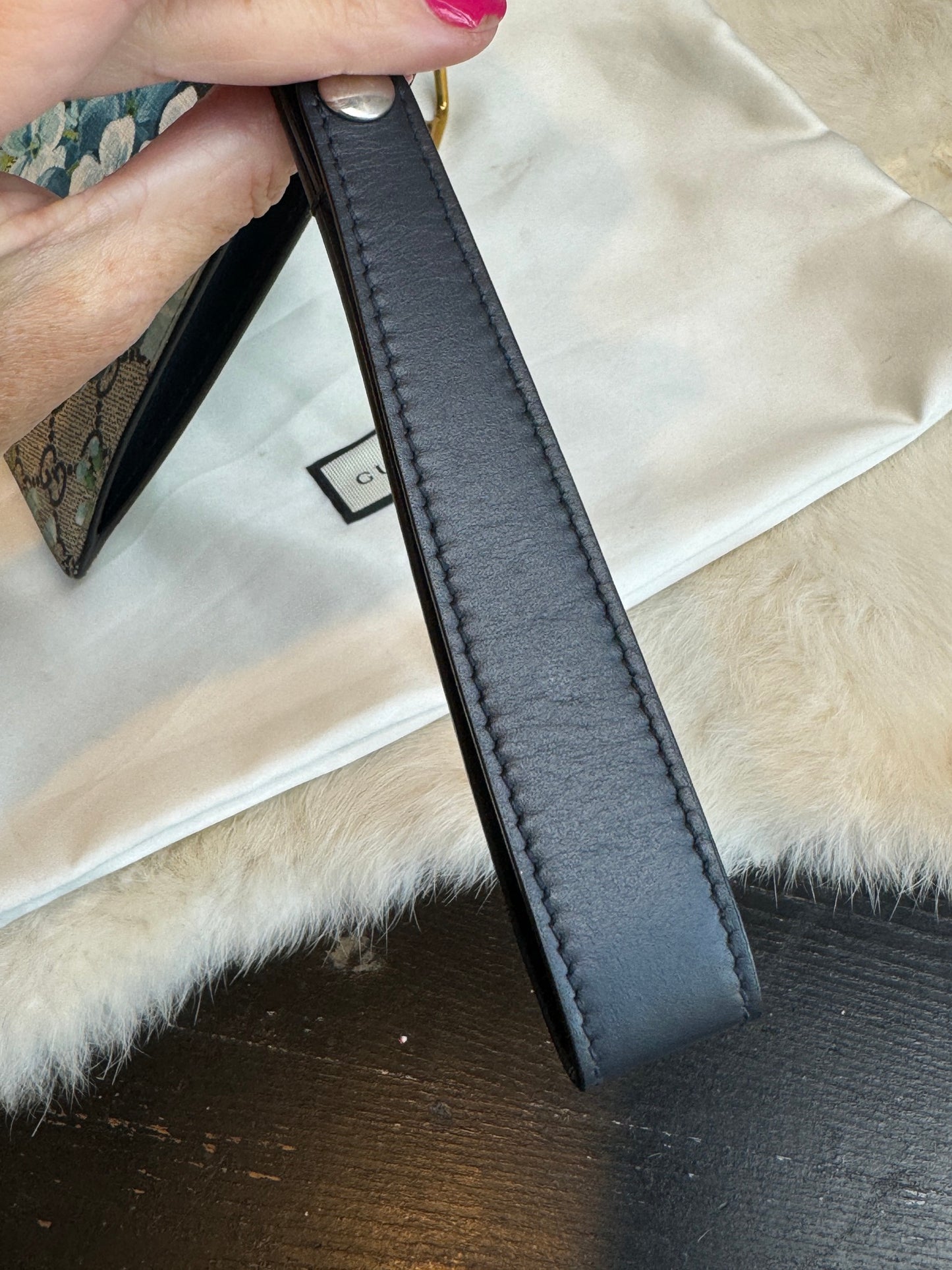 GUCCI GG Blooms Large Wristlet Pouch/Clutch Navy