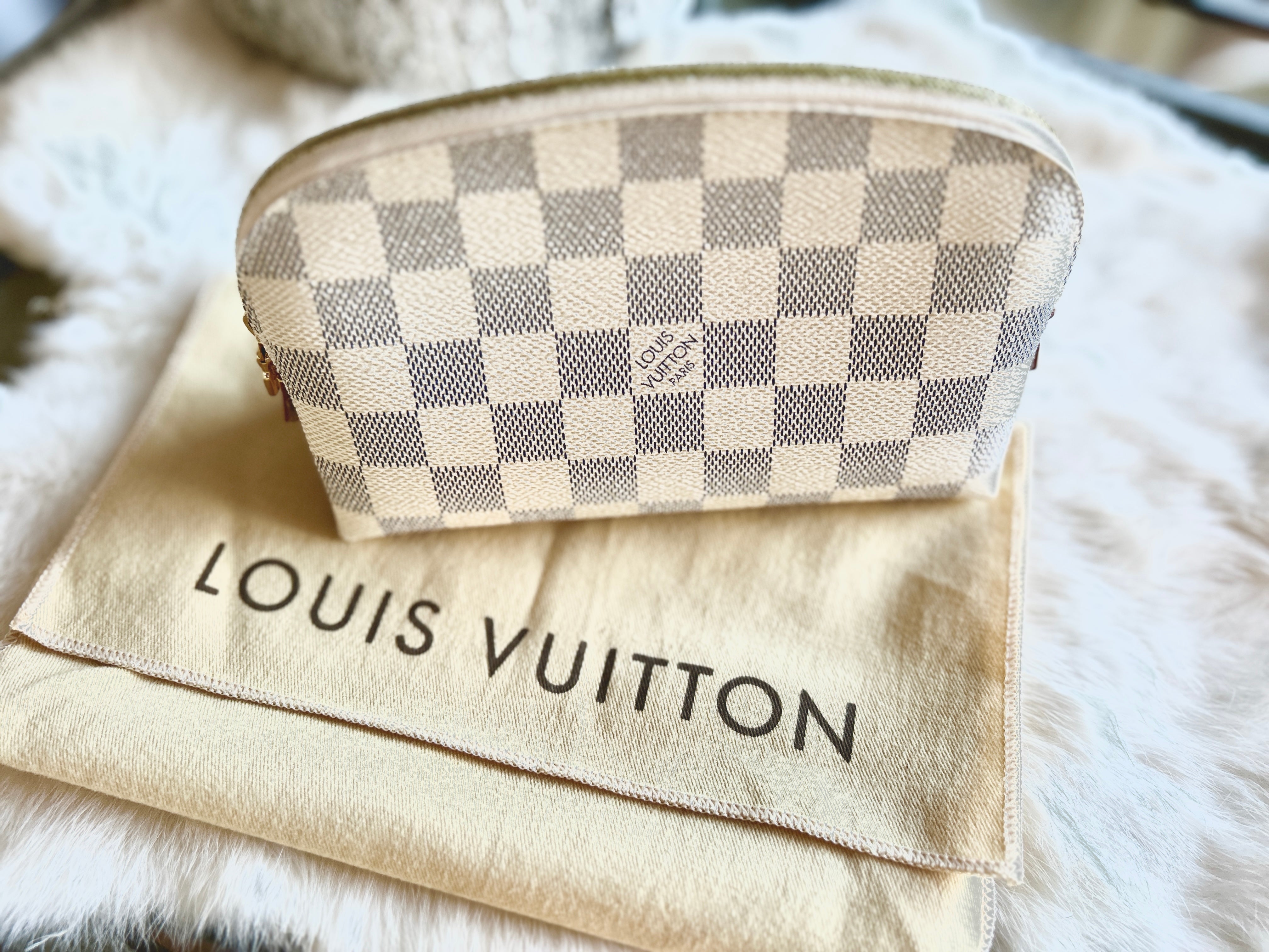 Like New! NEVER USED Louis Vuitton Monogram Damier Azur Cosmetic Pouch –  Ascherman Home
