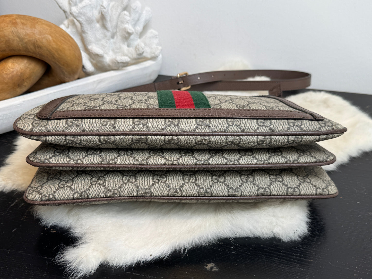 GUCCI GG Supreme Canvas Ophidia Crossbody