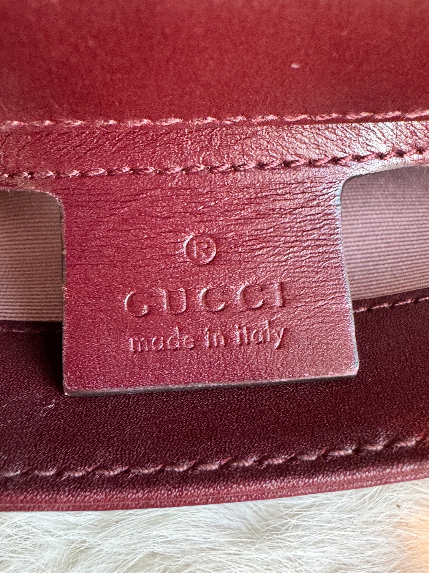 GUCCI Arli Leather Burgundy Small Crossbody