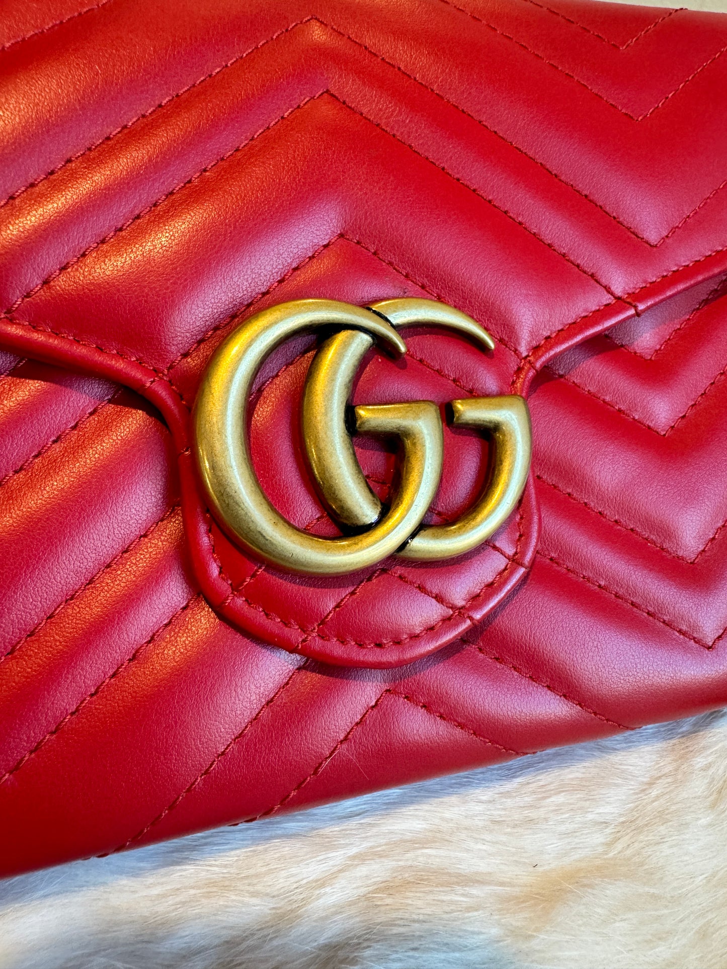 GUCCI Calfskin Matelasse GG Marmont Wallet on Chain Red