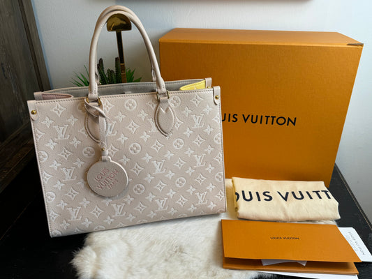 Louis Vuitton ONTHEGO MM SPRING IN THE CITY