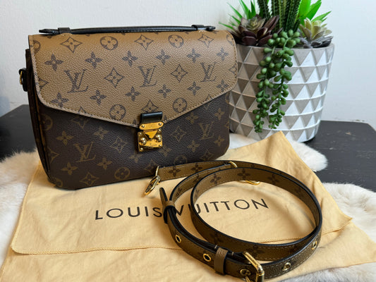 Louis Vuitton Reverse Monogram Pochette Metis