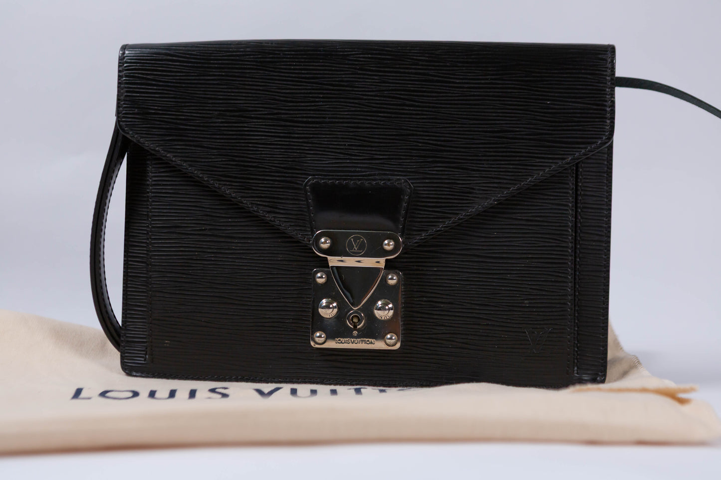 Louis Vuitton Epi Leather Pochette Sellier Dragonne Black Clutch