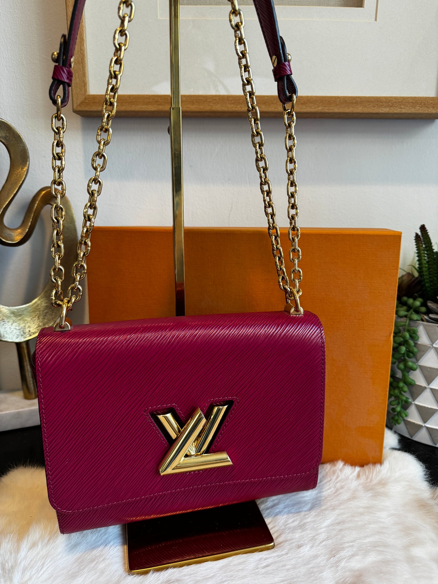 Louis Vuitton Magenta Epi Twist MM