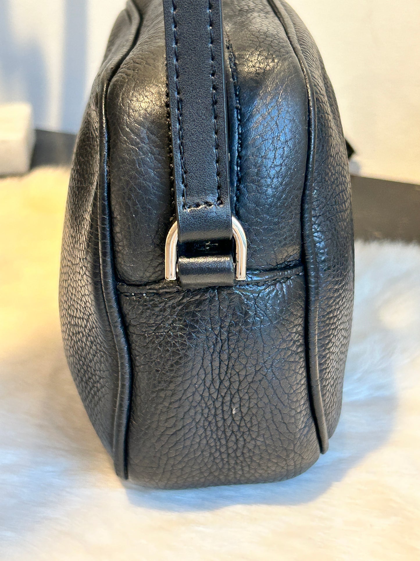 GUCCI Soho Disco Black Pebbled Camera Bag