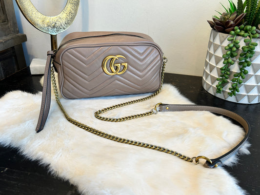 GUCCI Blush Leather GG Marmont Small Camera Bag