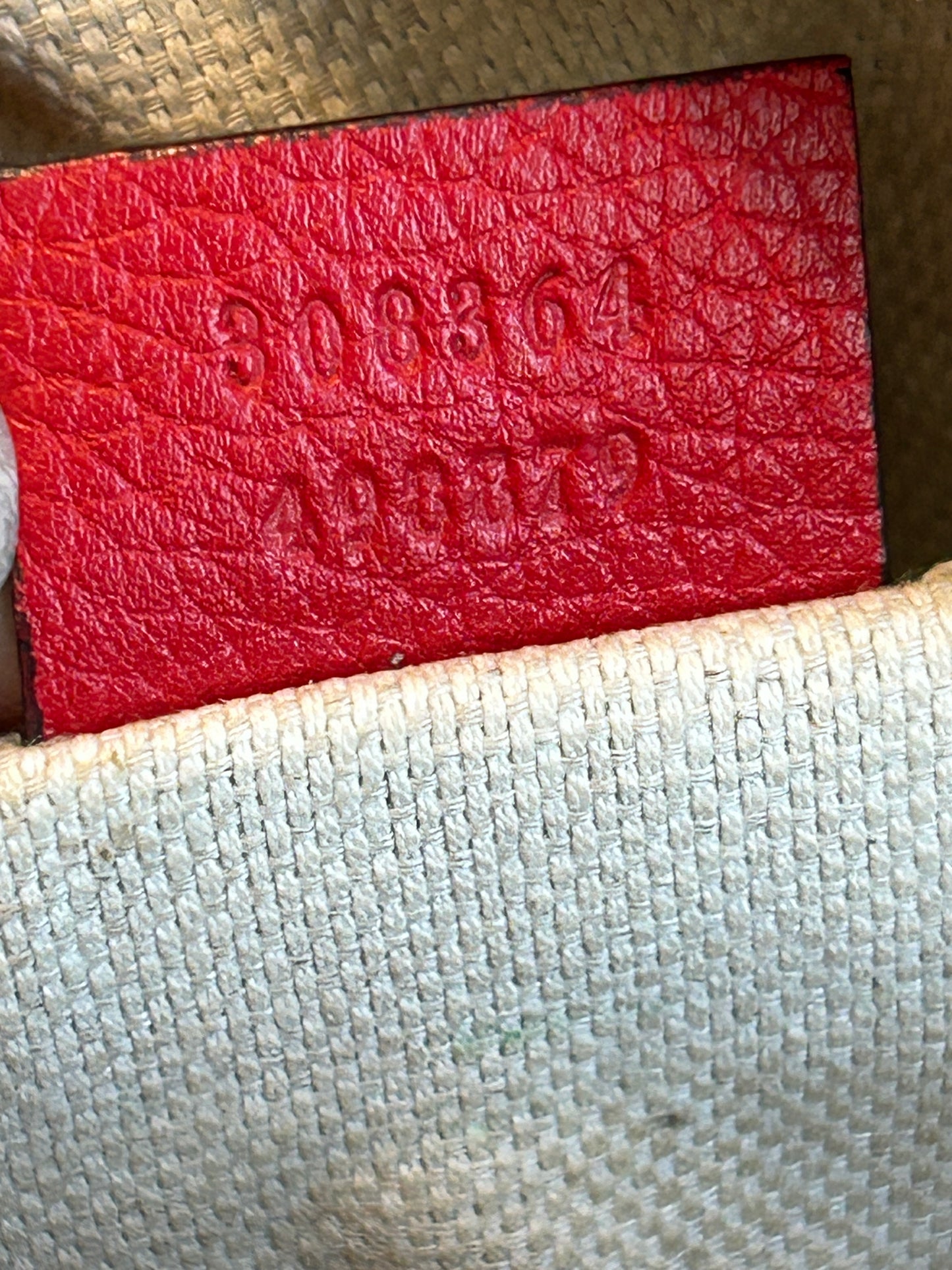 GUCCI Soho Disco Red Pebbled Camera Bag