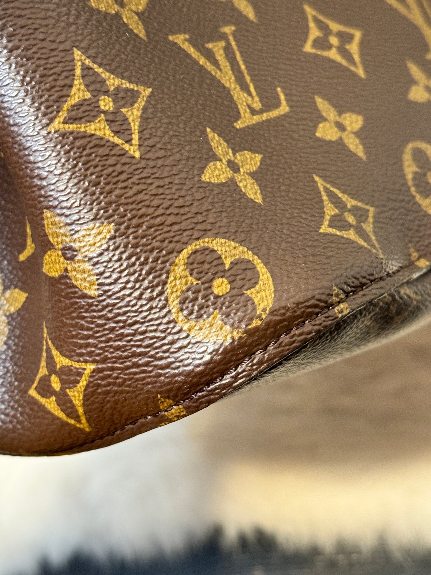 Louis Vuitton Monogram Neonoe MM Rose Poudre