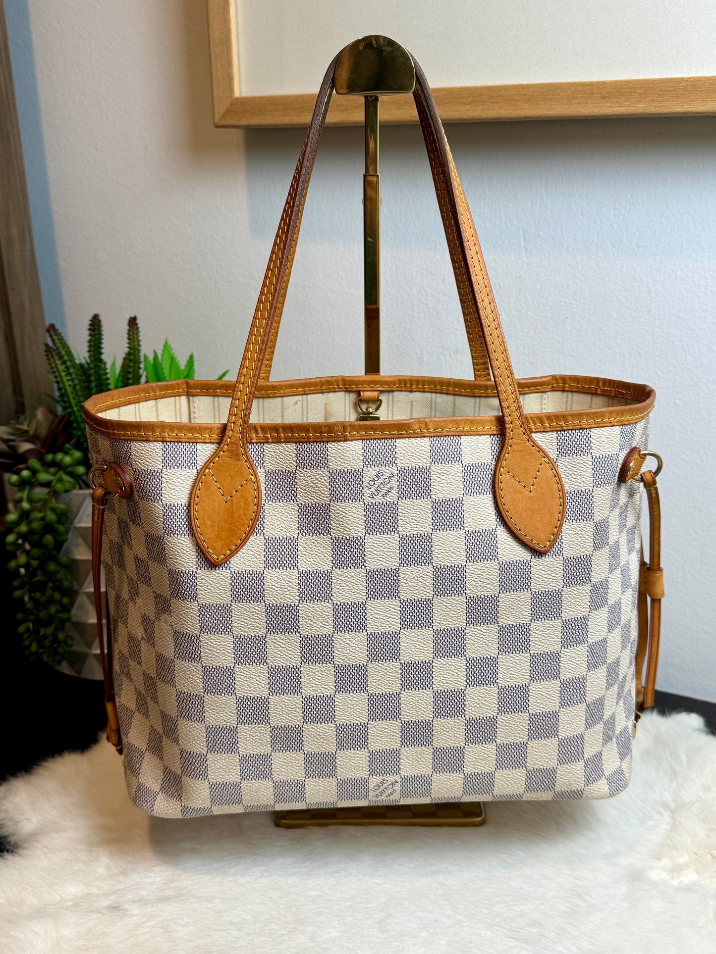 Authentic Louis Vuitton Neverfull PM Damier Azur