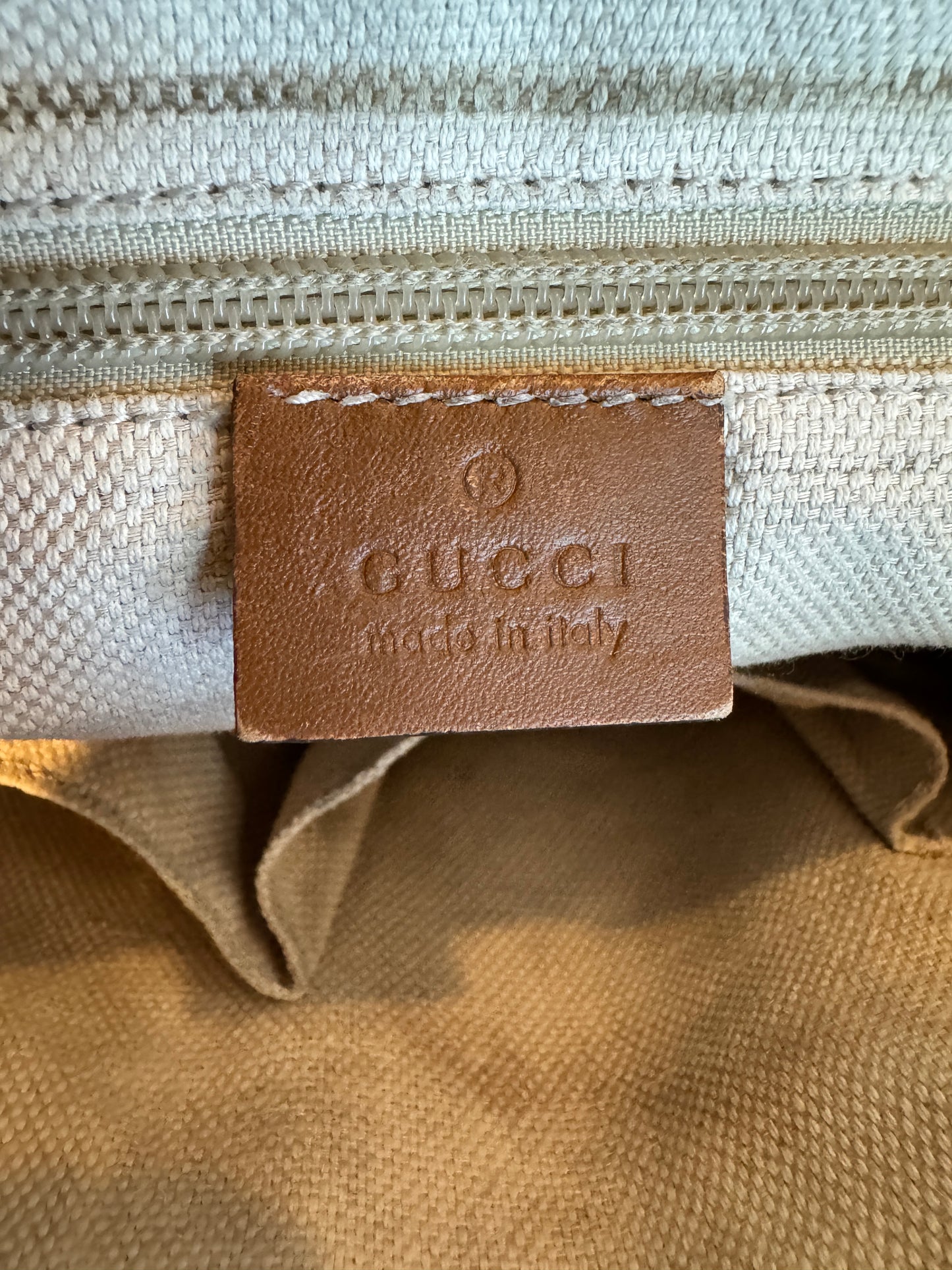 GUCCI Canvas Medium Messenger Lt Brown Bag