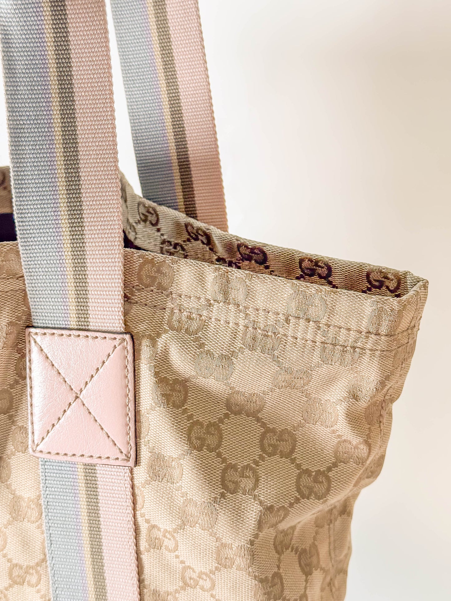 GUCCI Tan/Pink Canvas Sherry Line Web Tote