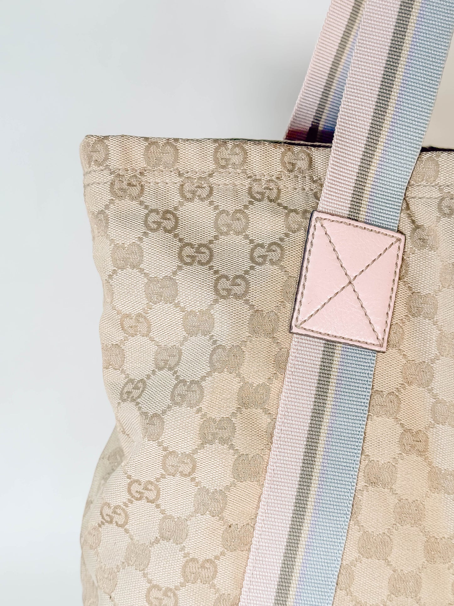 GUCCI Tan/Pink Canvas Sherry Line Web Tote