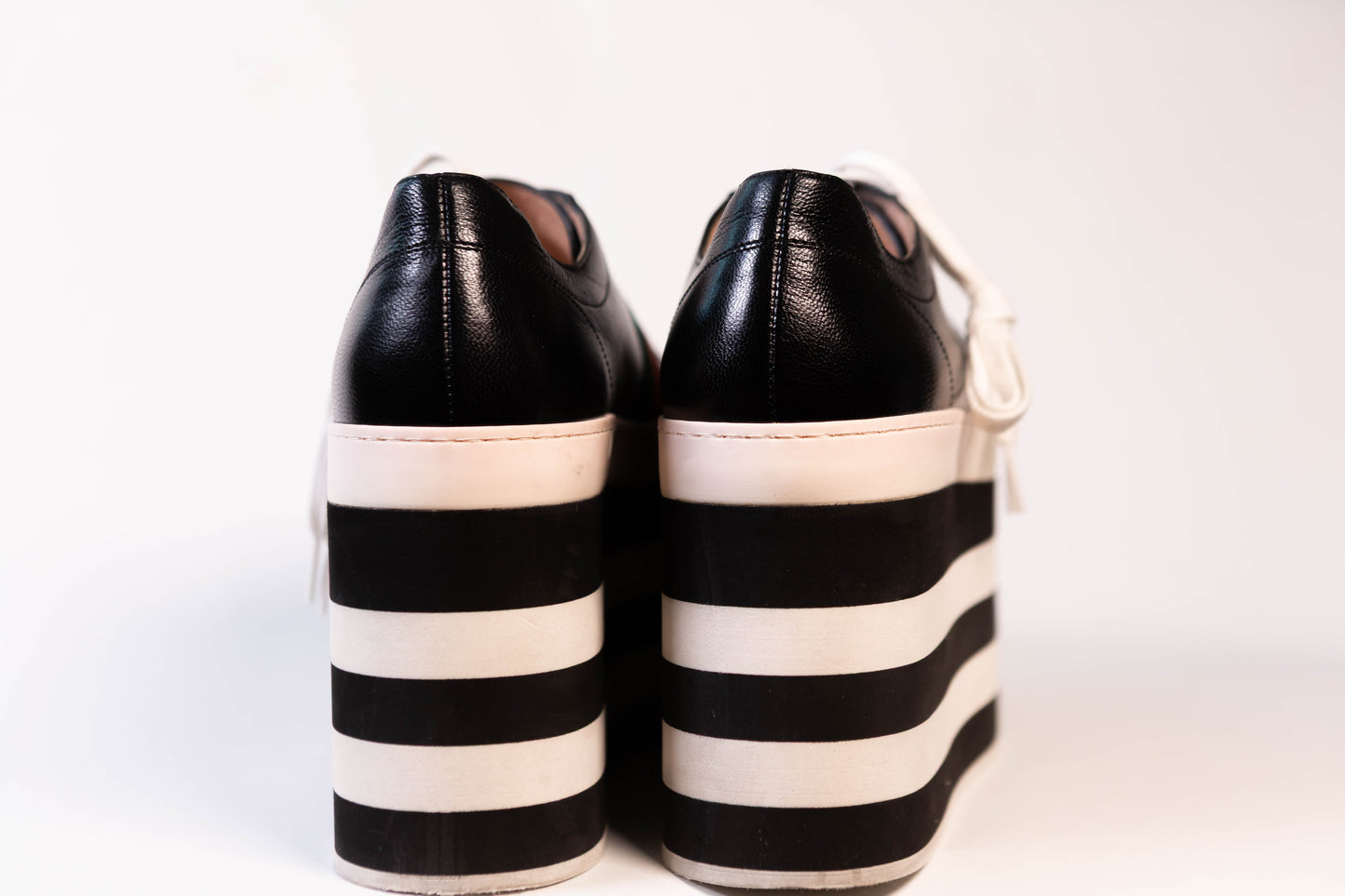 GUCCI Black Peggy Platforms Women's Sneakers 39EU