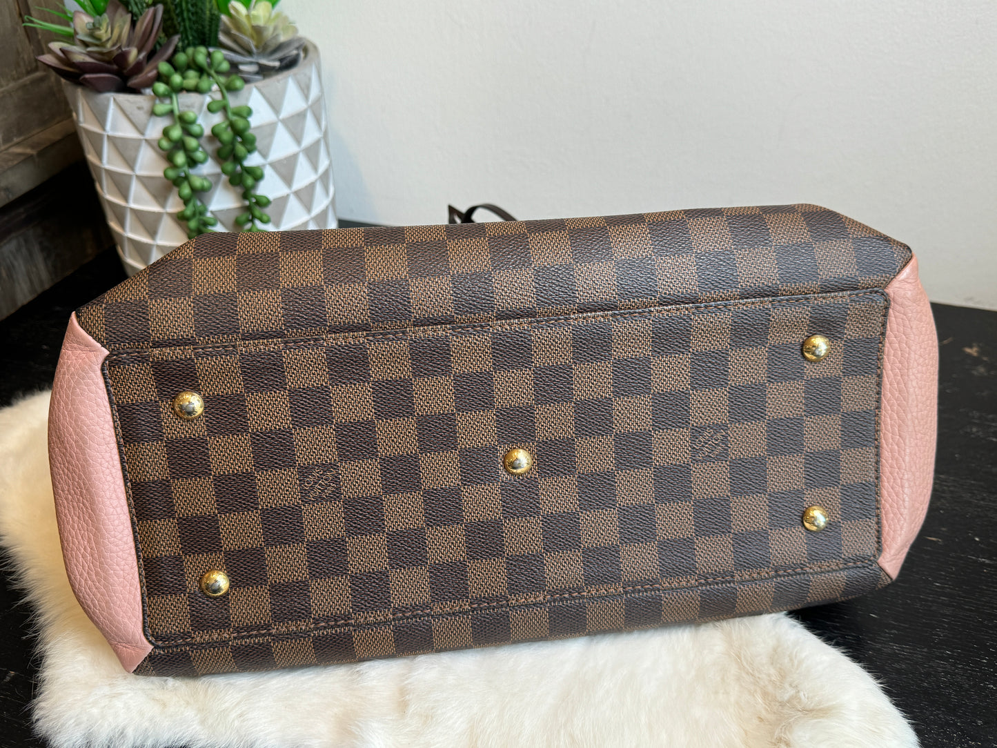 Louis Vuitton Cuir Taurillon Damier Ebene Normandy Magnolia