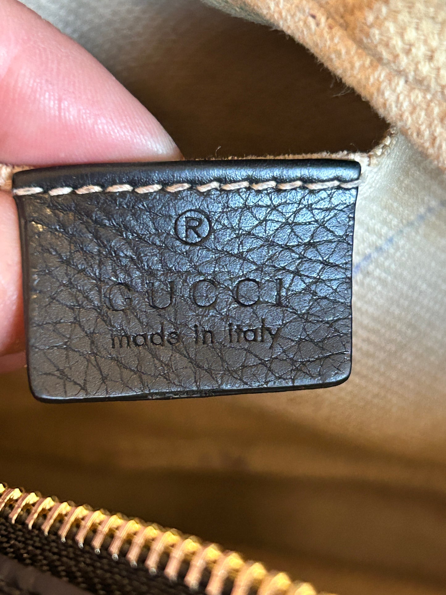 GUCCI Soho Disco Black Pebbled Camera Bag