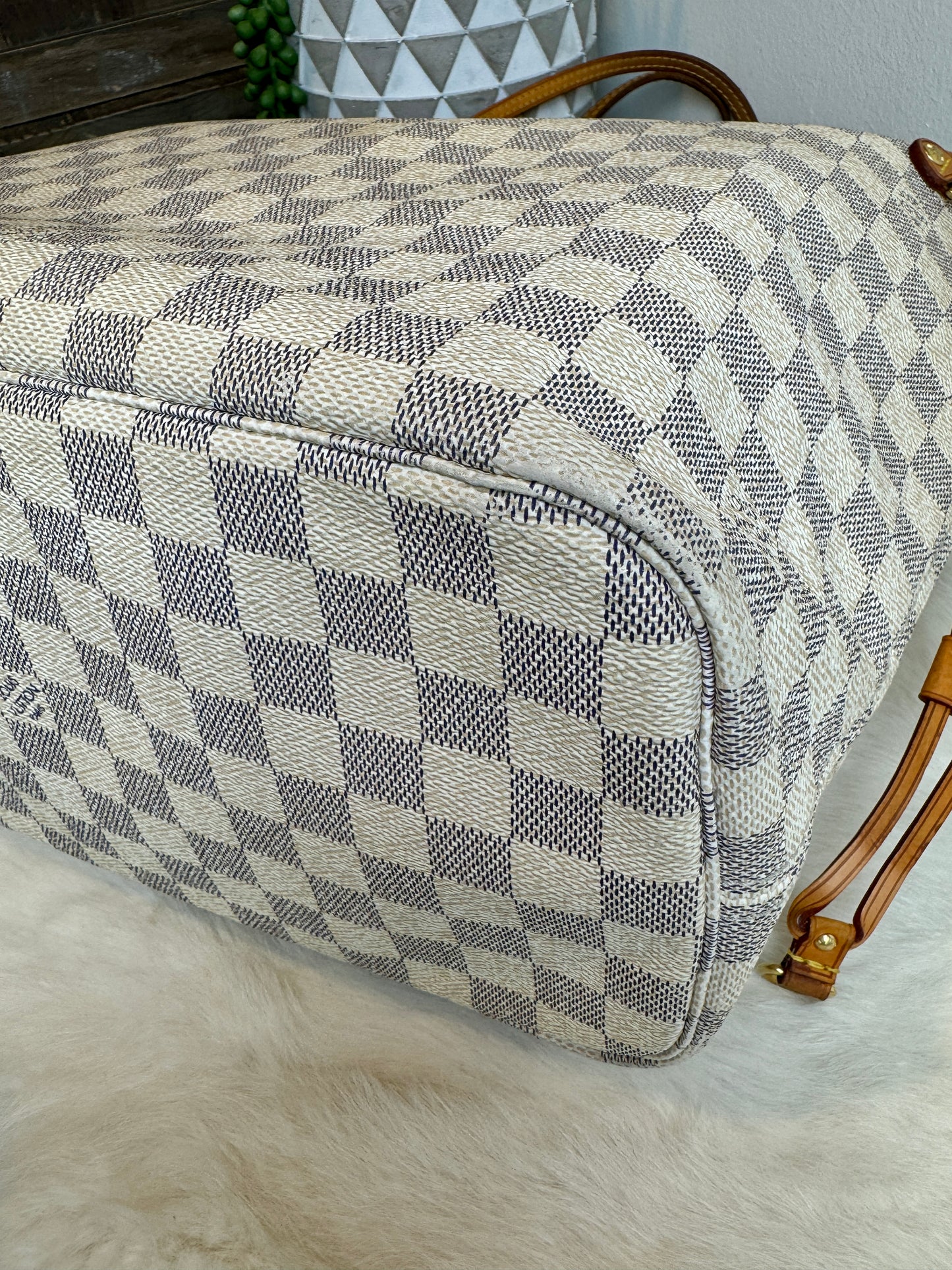 Authentic Louis Vuitton Neverfull MM Damier Azur