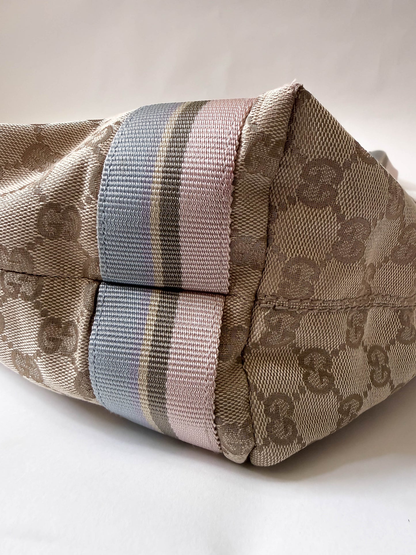 GUCCI Tan/Pink Canvas Sherry Line Web Tote