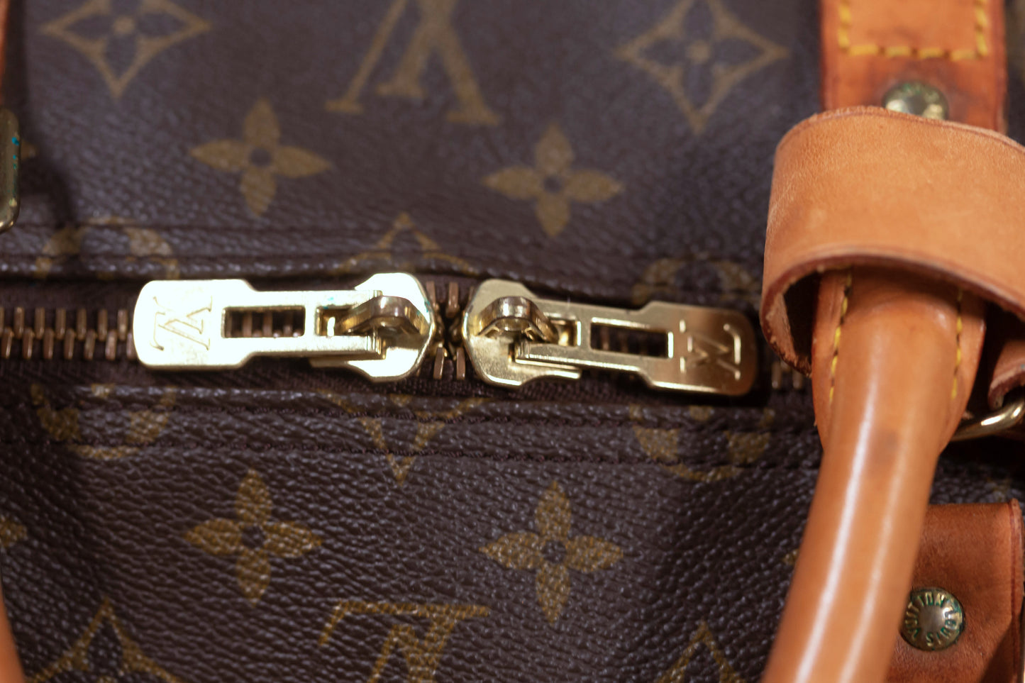 Louis Vuitton Pre-Owned Monogram Keepall 55 Duffel Bag