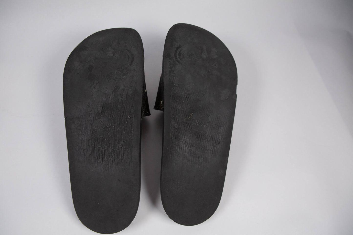 GUCCI Supreme Canvas Tiger Black Mens Slides 10EU