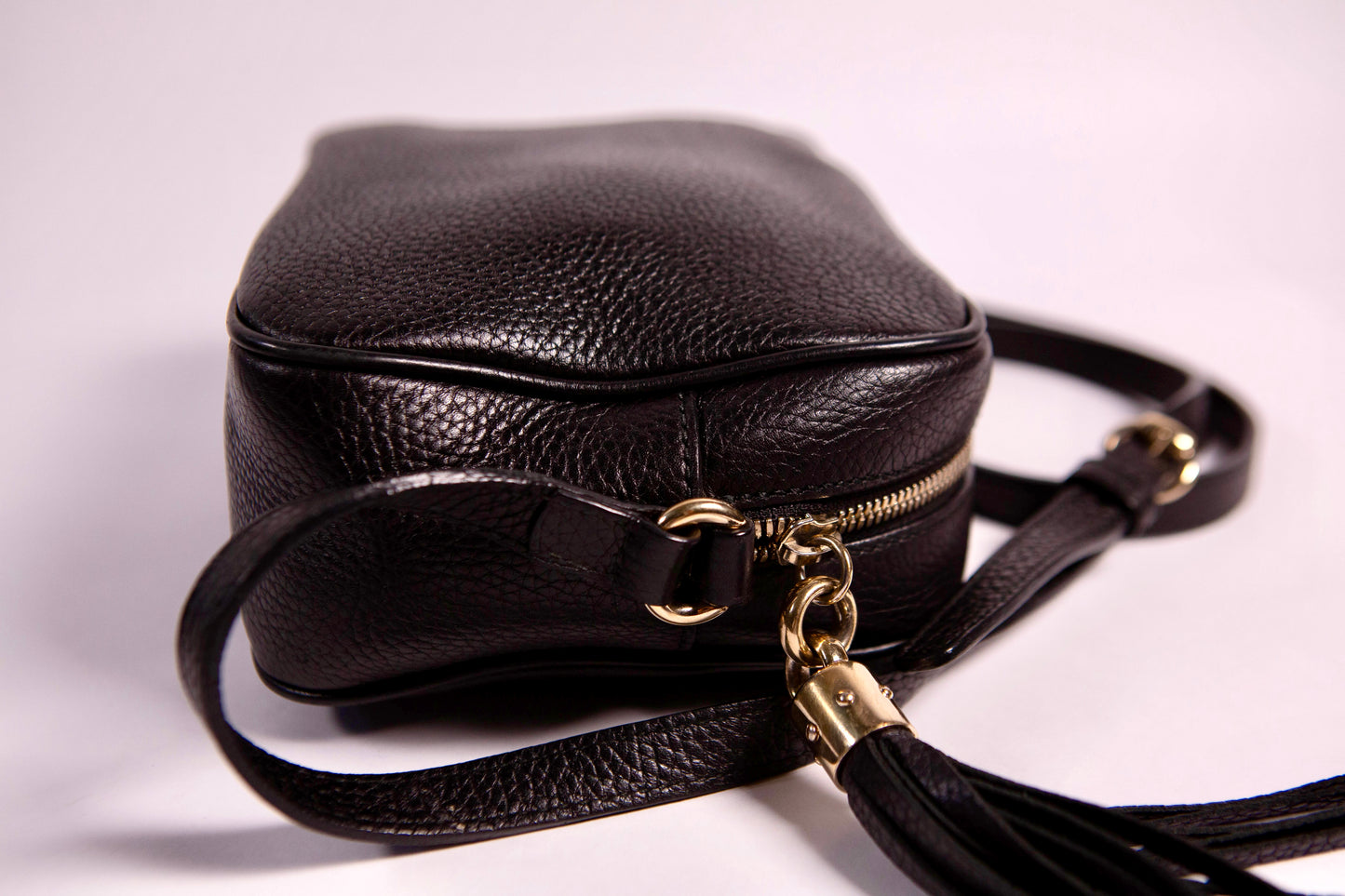 GUCCI Soho Disco Black Pebbled Camera Bag