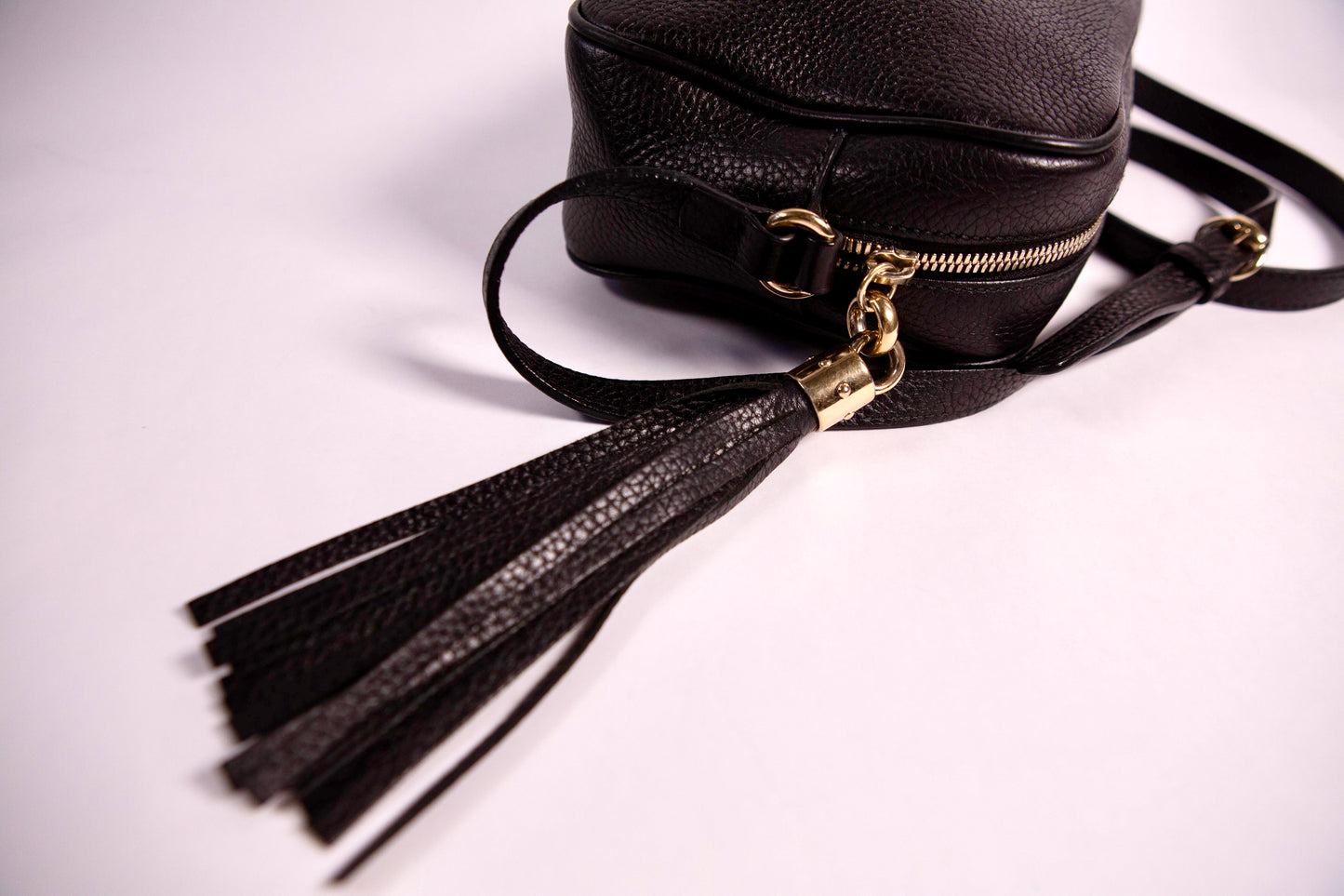 GUCCI Soho Disco Black Pebbled Camera Bag